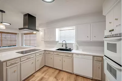 16326 Heatherdale Drive, Houston, TX 77059 - Photo 29