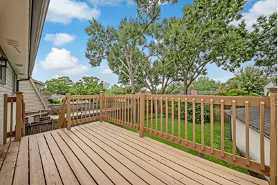 16326 Heatherdale Drive, Houston, TX 77059 - Photo 9
