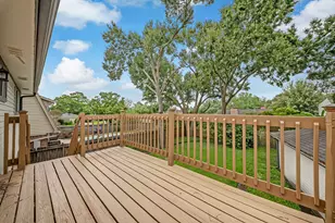 16326 Heatherdale Dr, Houston, TX 77059 - Photo 9