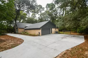 18802 Pheasant Ln, Tomball, TX 77377 - Photo 7