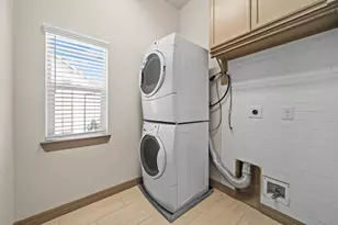 1506 Grayson Oaks Pl, Houston, TX 77043 - Photo 11
