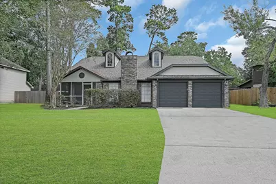 915 S Diamondhead Boulevard, Crosby, TX 77532 - Photo 1