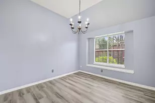 11563 Withers Way Cir, Houston, TX 77065 - Photo 9