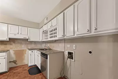 408 N Post Oak Lane #408, Houston, TX 77024 - Photo 15