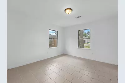8161 Record Street, Houston, TX 77028 - Photo 11