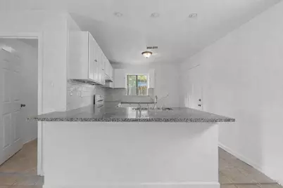 8161 Record Street, Houston, TX 77028 - Photo 5