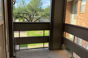 256 Jefferson Pkwy, Fort Worth, TX 76107 - Photo 17