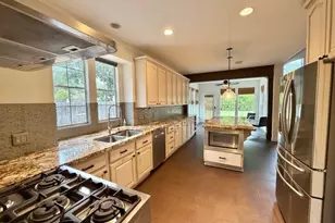 5918 Pendelton Pl Dr, Sugar Land, TX 77479 - Photo 9