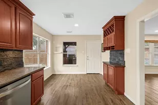 2602 Cloverfield Ct, Pearland, TX 77584 - Photo 17