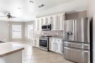 1864 Silent Shore Ct, League City, TX 77573 - Photo 19