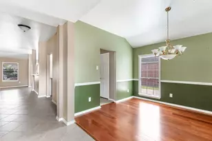 1864 Silent Shore Ct, League City, TX 77573 - Photo 11