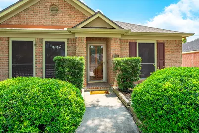 1864 Silent Shore Court, League City, TX 77573 - Photo 3