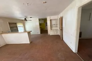 1301 Vauthier St, La Marque, TX 77568 - Photo 11