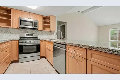 1864 Bimini Way, Seabrook, TX 77586 - Photo 9