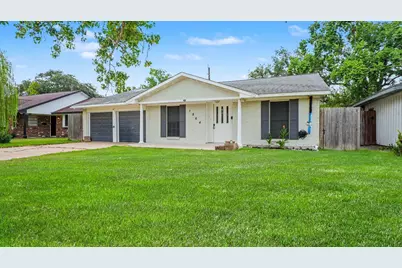 1864 Bimini Way, Seabrook, TX 77586 - Photo 1