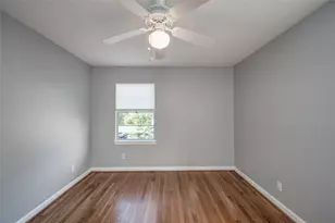 3322 Elmridge St, Houston, TX 77025 - Photo 19