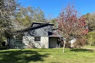 176 Circle Dr, Onalaska, TX 77360 - Photo 3
