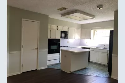 176 Circle Drive, Onalaska, TX 77360 - Photo 11