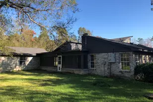 176 Circle Dr, Onalaska, TX 77360 - Photo 21