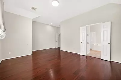 9846 N Villa Drive, Houston, TX 77064 - Photo 27