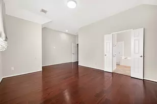 9846 N Villa Dr, Houston, TX 77064 - Photo 27