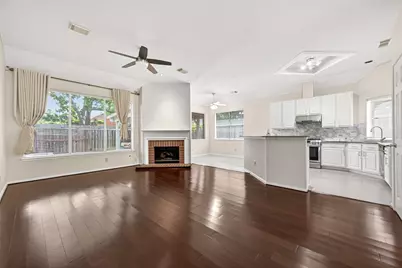 9846 N Villa Drive, Houston, TX 77064 - Photo 7