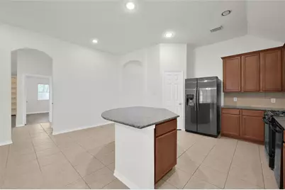 10 Barker Ridge Court, Spring, TX 77382 - Photo 9