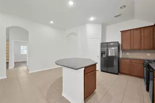 10 Barker Ridge Ct, Spring, TX 77382 - Photo 9