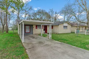 3230 Virginia St, La Marque, TX 77568 - Photo 3