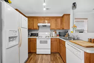 11719 Fossil Rock Ln, Houston, TX 77034 - Photo 7
