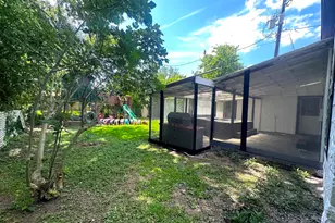1405 Westway St, Galena Park, TX 77547 - Photo 9