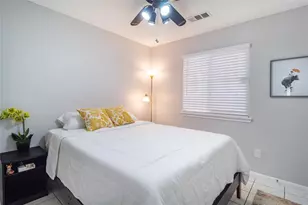 13414 Creek Springs Dr, Houston, TX 77083 - Photo 19