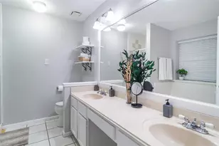 13414 Creek Springs Dr, Houston, TX 77083 - Photo 17