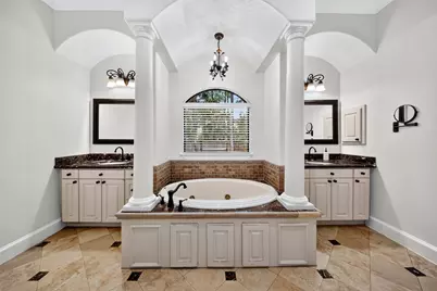 10410 Clubhouse Circle, Magnolia, TX 77354 - Photo 21