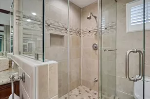 12630 Kingsride Ln, Houston, TX 77024 - Photo 23