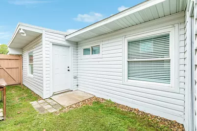 105 Marlin Avenue, Galveston, TX 77550 - Photo 25