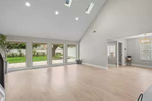 11635 Sageking Dr, Houston, TX 77089 - Photo 13