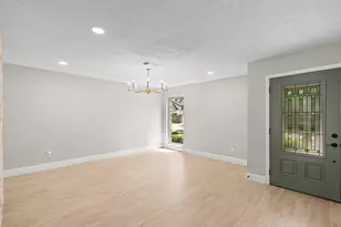 11635 Sageking Dr, Houston, TX 77089 - Photo 9