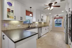 807 Dogwood St, Katy, TX 77493 - Photo 11