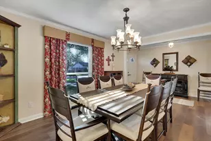 807 Dogwood St, Katy, TX 77493 - Photo 5