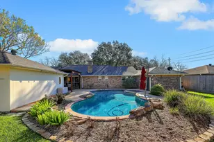 807 Dogwood St, Katy, TX 77493 - Photo 33