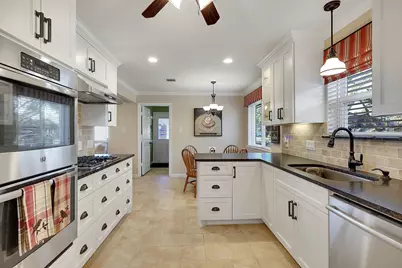 807 Dogwood Street, Katy, TX 77493 - Photo 13