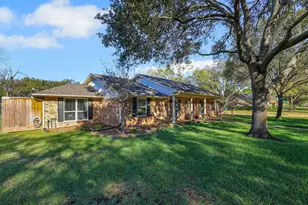 807 Dogwood St, Katy, TX 77493 - Photo 3