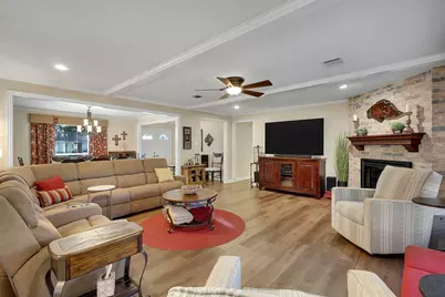 807 Dogwood Street, Katy, TX 77493 - Photo 9