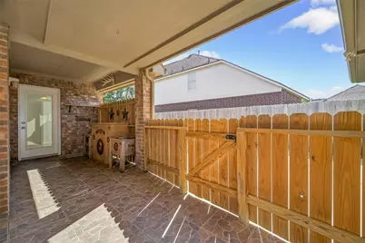 1608 Spring Glen Lane, Pearland, TX 77581 - Photo 31