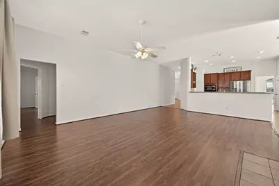 1608 Spring Glen Lane, Pearland, TX 77581 - Photo 11