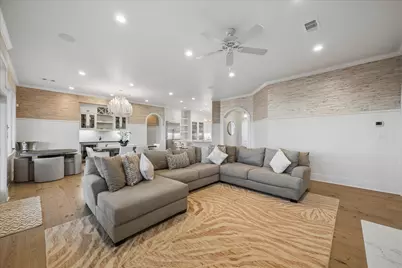 19507 Shores Drive, Galveston, TX 77554 - Photo 11