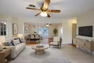 1143 Shadeland Dr, Houston, TX 77043 - Photo 5