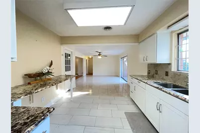 1143 Shadeland Dr, Houston, TX 77043 - Photo 31