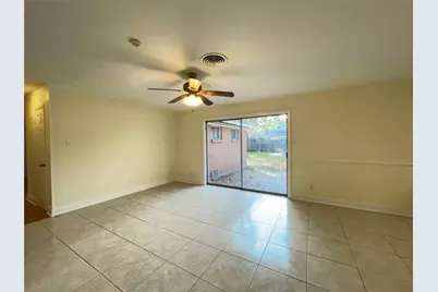 1143 Shadeland Dr, Houston, TX 77043 - Photo 7